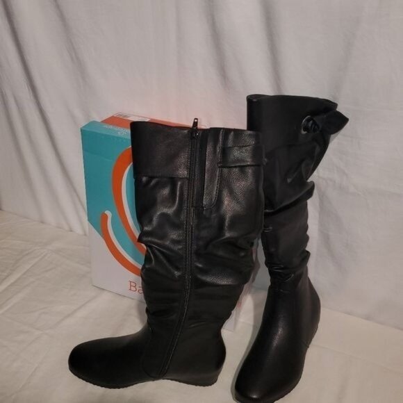 NWT Black Baretraps Women's Sable Tall Shaft Wedge Boot Size 6M - Picture 1 of 13